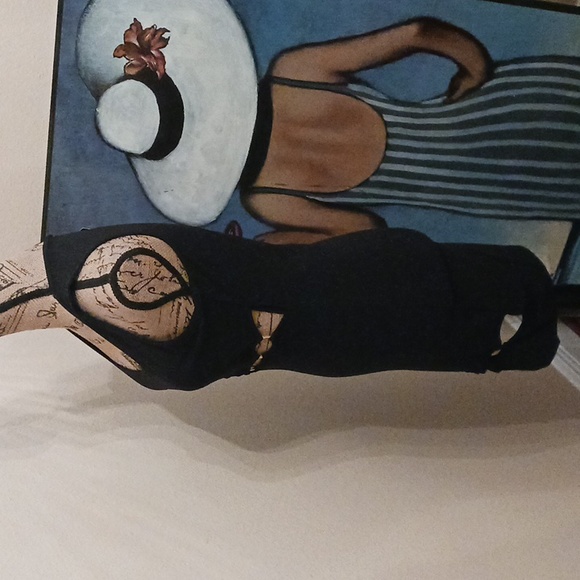 O ring Dress - Picture 4 of 5